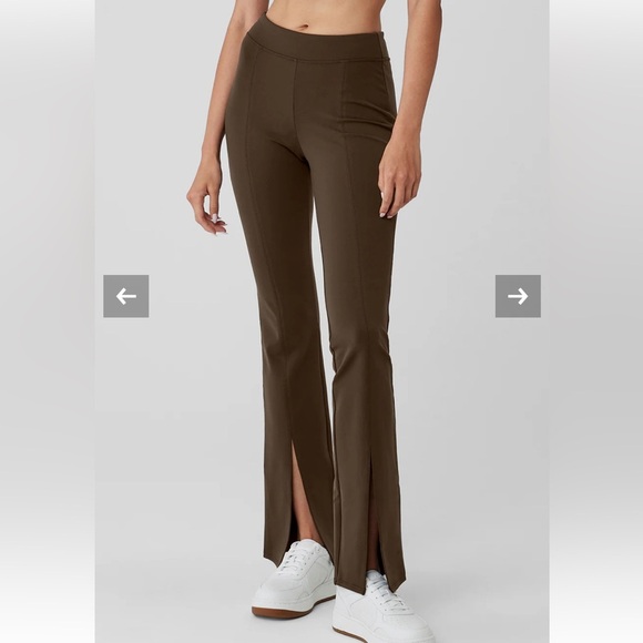 ALO Yoga Airbrush High Waist Flutter Leggings. Chocolate Brown Flare w Split. - Picture 1 of 16
